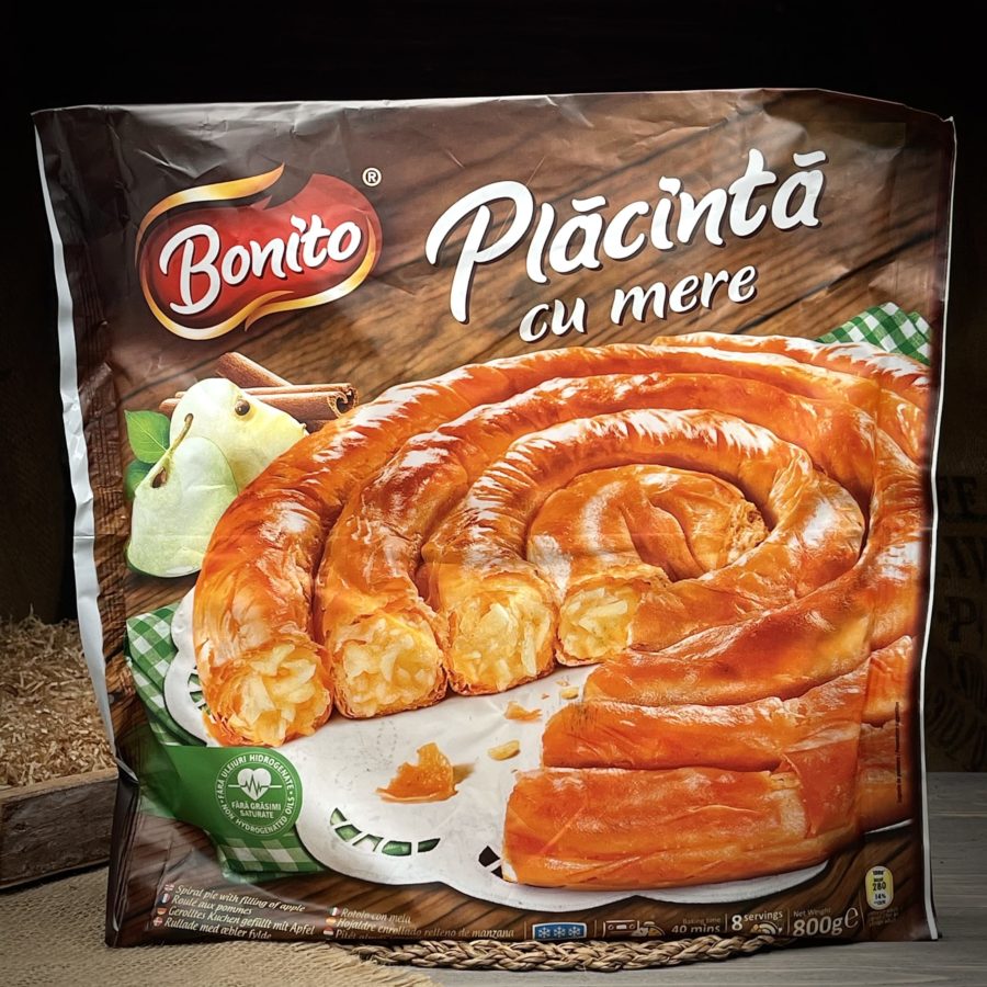 Пирог с яблоками "Bonito"