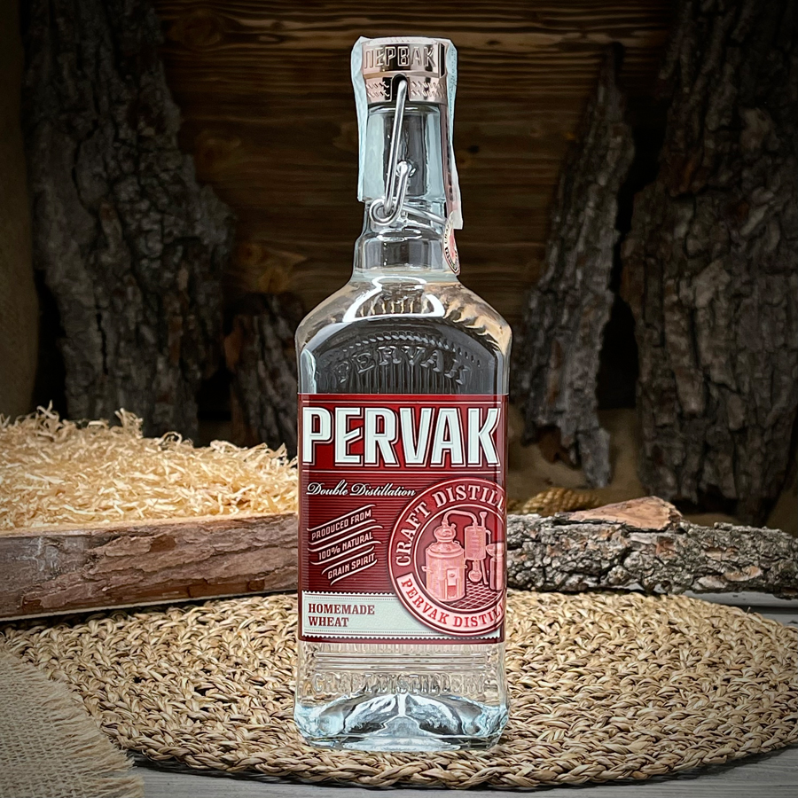 Водка "Pervak"
