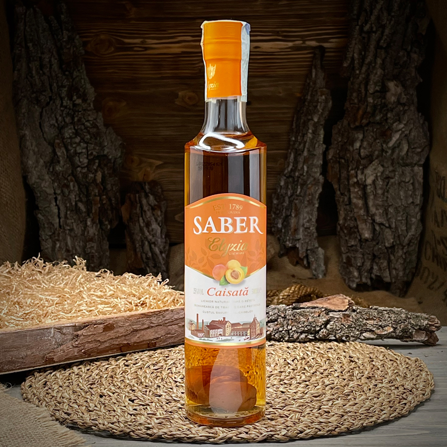 Абрикосовый ликер "Saber"