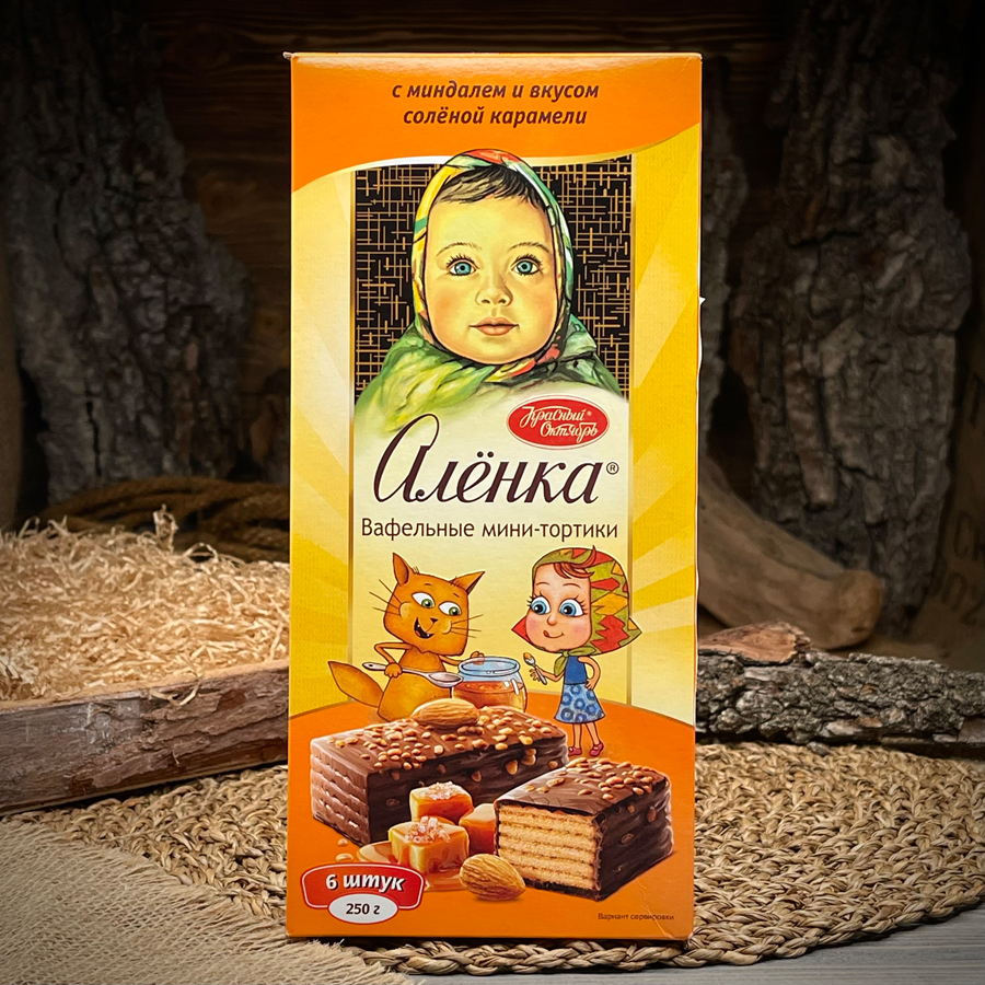 Вафельный торт с миндалем и вкусом соленой карамели "Алёнка"