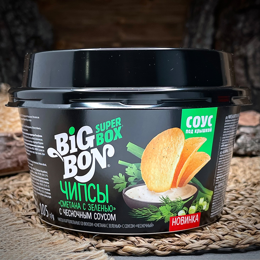 Чипсы со вкусом сметаны с зеленью с чесночным соусом "Big Bon"