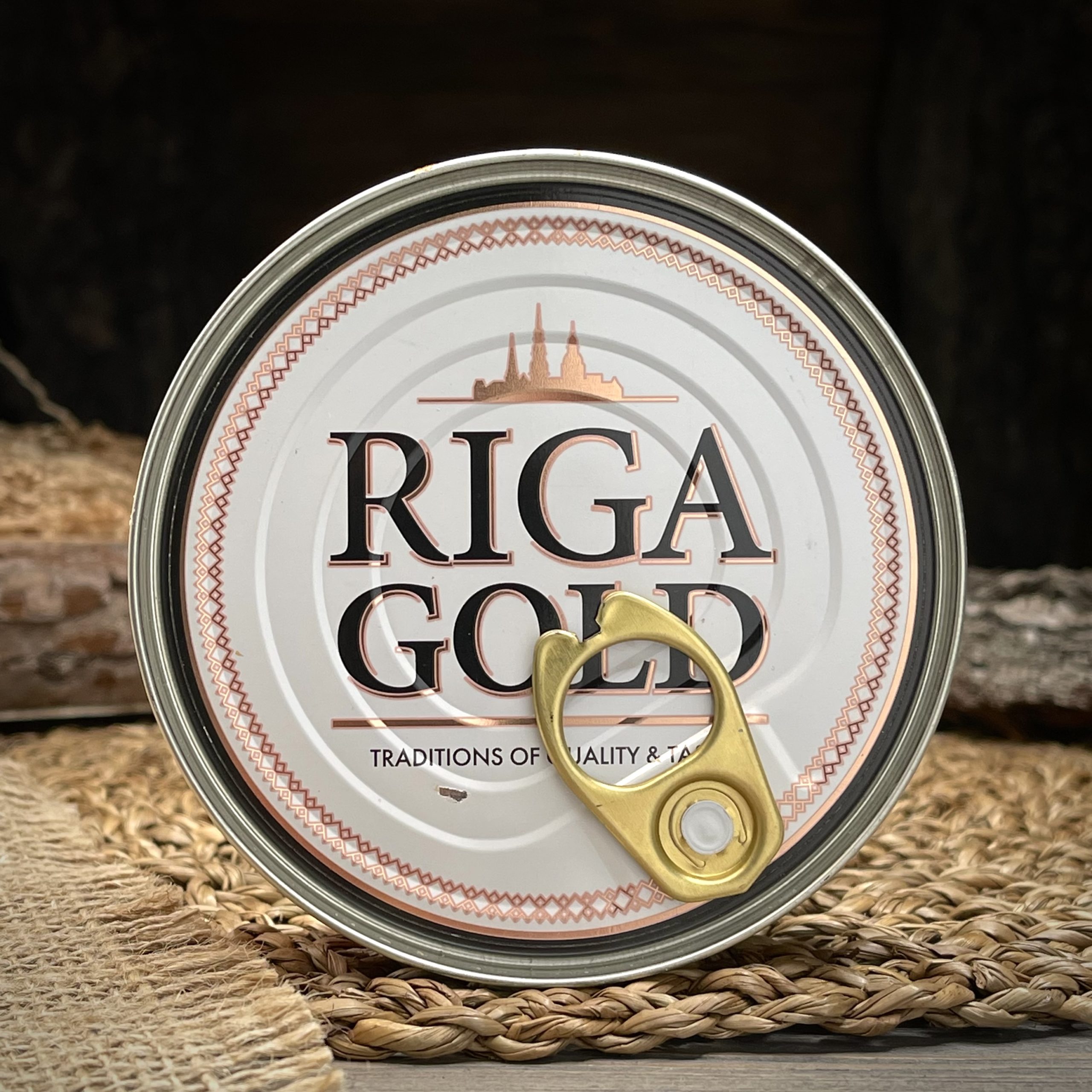 Шпроты жареные в томатном соусе "Riga Gold"