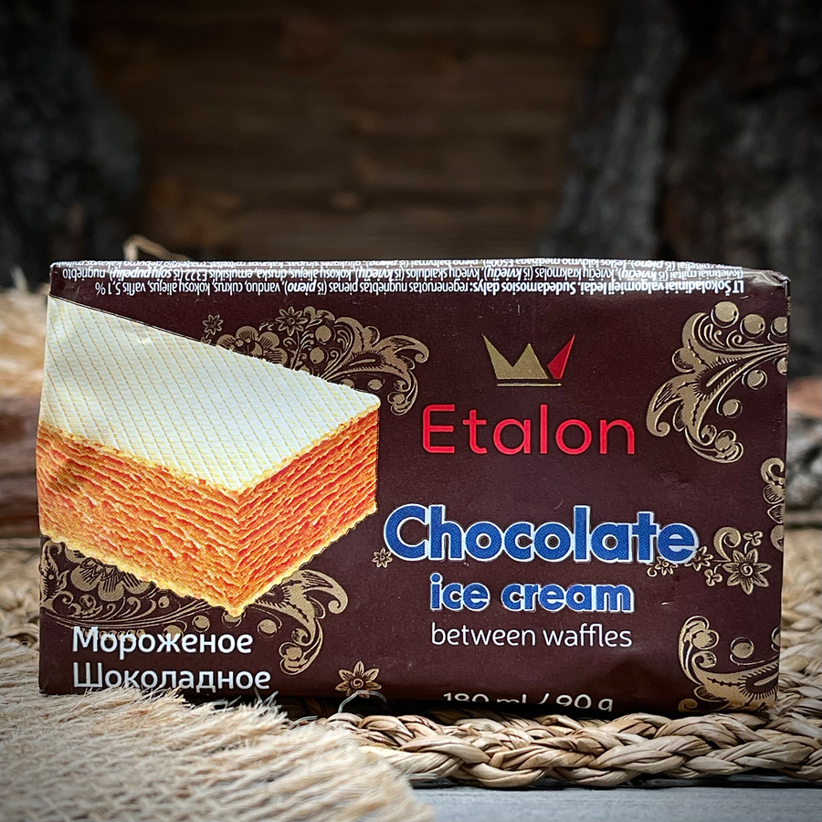 Мороженое шоколадное с вафлями "Etalon"