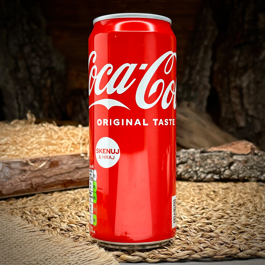 Газированный напиток "Coca Cola"